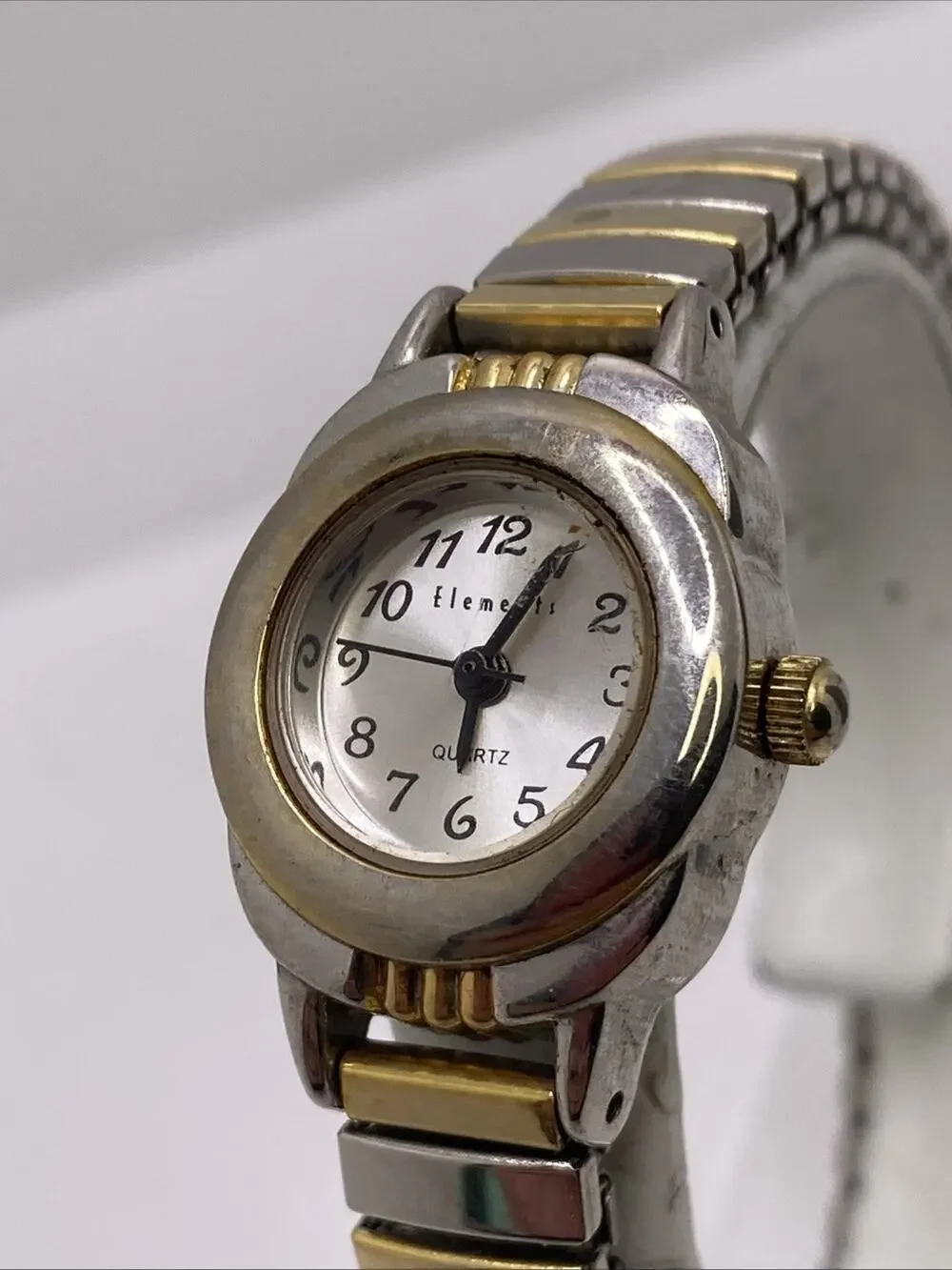 Womens Vintage Silver Tone Watch Works New Battery